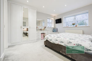 Photo 33- click for photo gallery